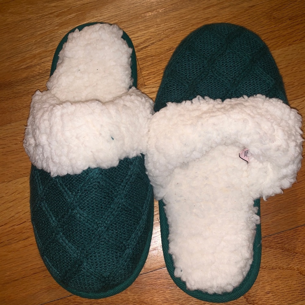 Victoria secret Sherpa slippers
